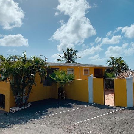 Casa Di Caribe - Beach House Willemstad Exterior foto
